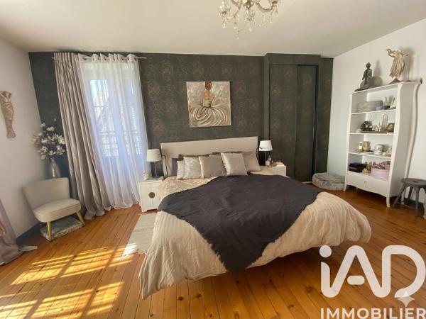 Maison à vendre 7 pièces 140 m² Bagnoles de l'Orne Normandie