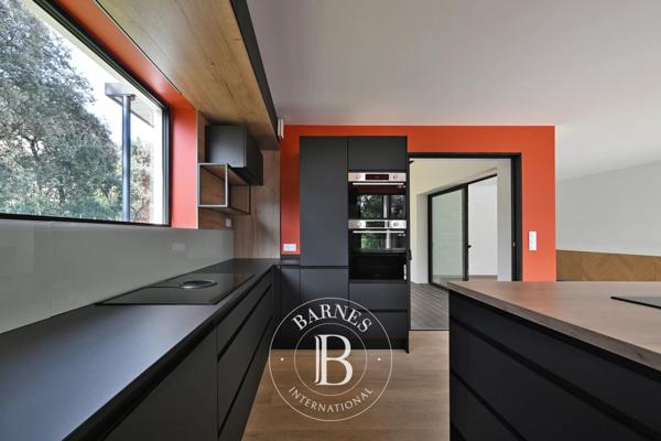 Saint-Gély-du-Fesc, Maison 3 Chambres -  220 m² à vendre