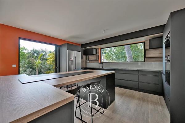 Saint-Gély-du-Fesc, Maison 3 Chambres -  220 m² à vendre