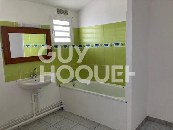 Maison à louer sur Le Tampon F5 de 121m²