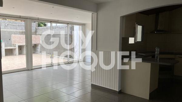 Maison à louer sur Le Tampon F5 de 121m²