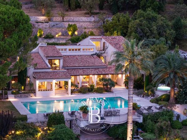 Vence, Villa 8 Chambres -  460 m² à vendre