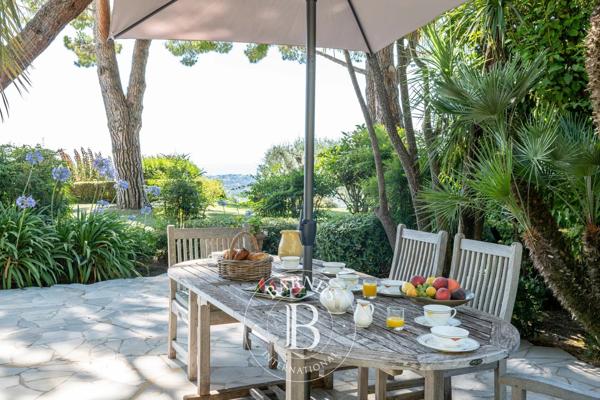 Vence, Villa 8 Chambres -  460 m² à vendre