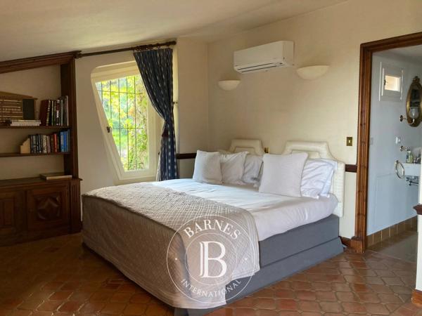 Vence, Villa 8 Chambres -  460 m² à vendre