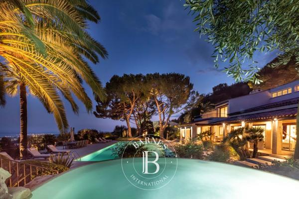 Vence, Villa 8 Chambres -  460 m² à vendre