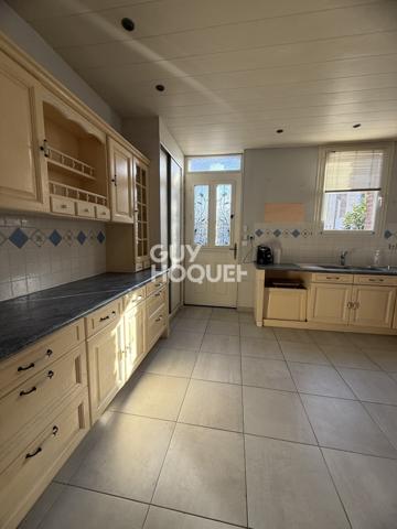 MAISON À VENDRE DE 3 PIÈCES DE 60,00 M²