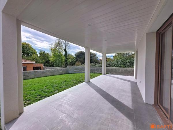 Maison de plain-pied 3 chambres avec garage proche centre ville