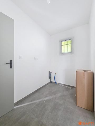 Maison de plain-pied 3 chambres avec garage proche centre ville