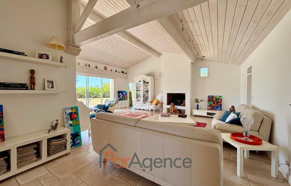 MAISON D'ARCHITECTE 204 M2 AVEC PISCINE