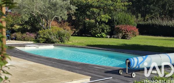 Maison à vendre 6 pièces 142 m² Theix-Noyalo