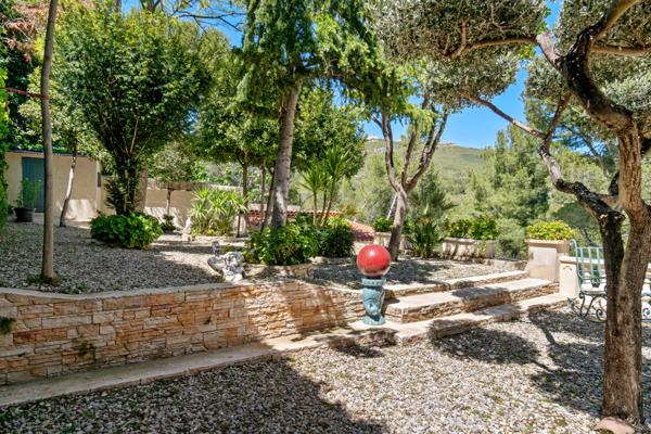 Chateau gombert (13013) Un véritable havre de paix!!!! Maison T4 avec Garage et 112m² habitable sur une parcelle de 1000m²