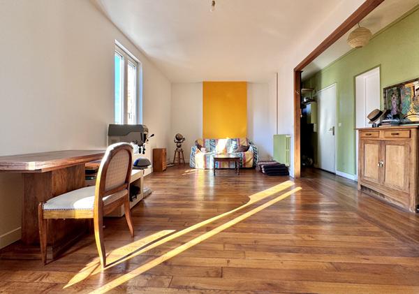 Appartement Pantin 2 pièce(s) 47 m2