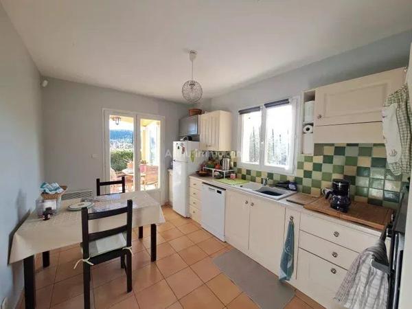 Vente Villa 6 pièces 135 m2 à Salernes