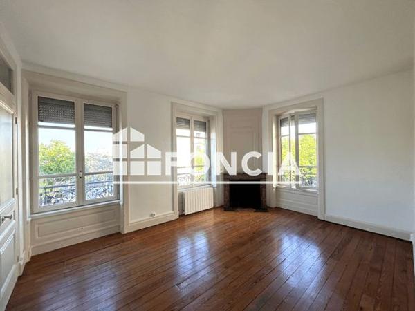 Location Appartement 4 pièces 83.28 m² - 160 COURS ALBERT THOMAS Lyon 69008
