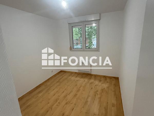 Location Appartement 4 pièces 93.16 m² - 26 ALLEE DE BARCELONE Toulouse 31000
