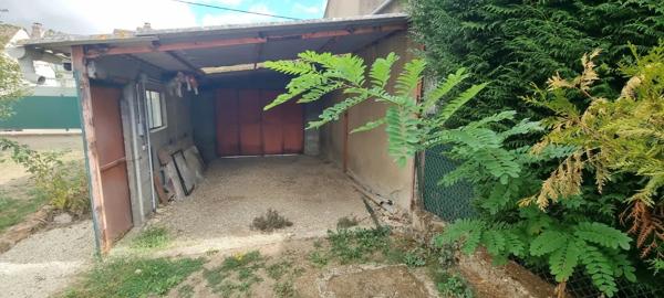 Location                                                      Ferme
                        
                     5 pièces                      63 m2                     à Villethierry