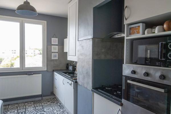 Appartement T3 dernier étage à Lunel