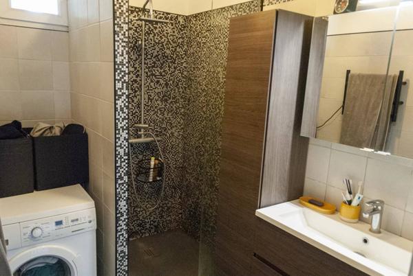 Appartement T3 dernier étage à Lunel