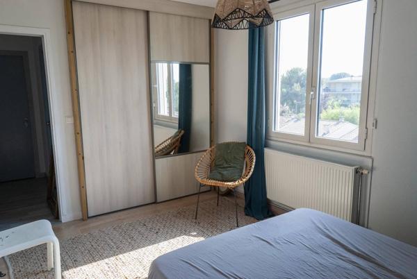 Appartement T3 dernier étage à Lunel