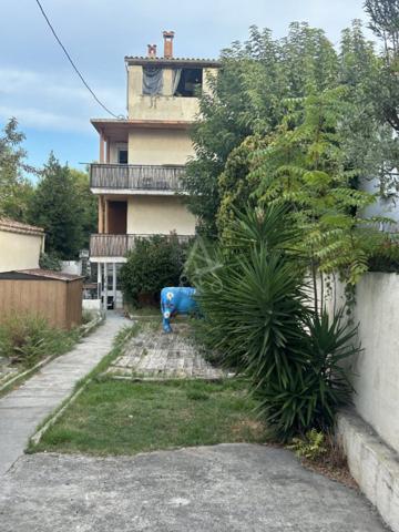 Immeuble de rapport 13008