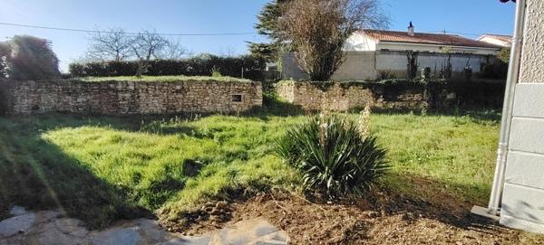 Maison à vendre 4 pièces AIRVAULT (79)