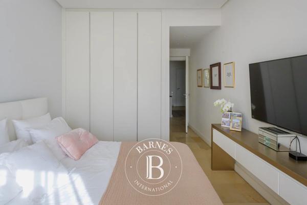 Marseille 8ème, Maison 4 Chambres -  244 m² à vendre