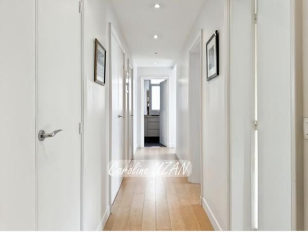 Paris 16e Sud - Élégance familiale avec balcon filant -174 m² rénovés - Étage élevé – 5/6 pièces