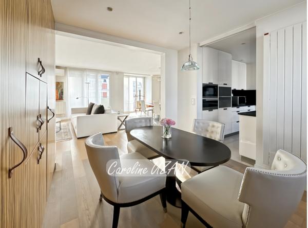 Paris 16e Sud - Élégance familiale avec balcon filant -174 m² rénovés - Étage élevé – 5/6 pièces