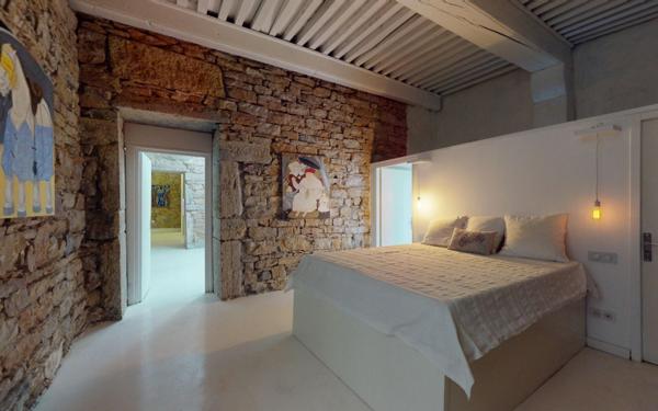 Appartement à vendre    2 pièces • 91 m2 Lyon 1