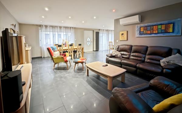 Maison à vendre    6 pièces • 170 m2 Valence