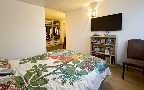 Maison à vendre    6 pièces • 170 m2 Valence