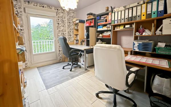 Maison à vendre    6 pièces • 170 m2 Valence