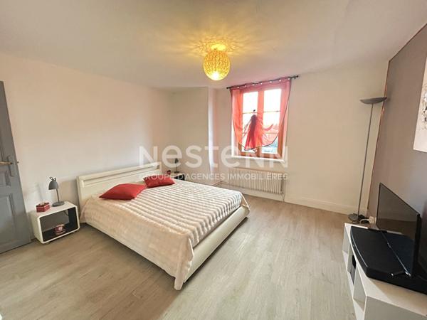 MAISON 3 CHAMBRES SANS TRAVAUX AVEC JARDIN ET DÉPENDANCES PLEIN CENTRE CHABRIS (INDRE 36)