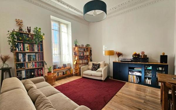 Maison à vendre    4 pièces • 120 m2 Salon-de-Provence