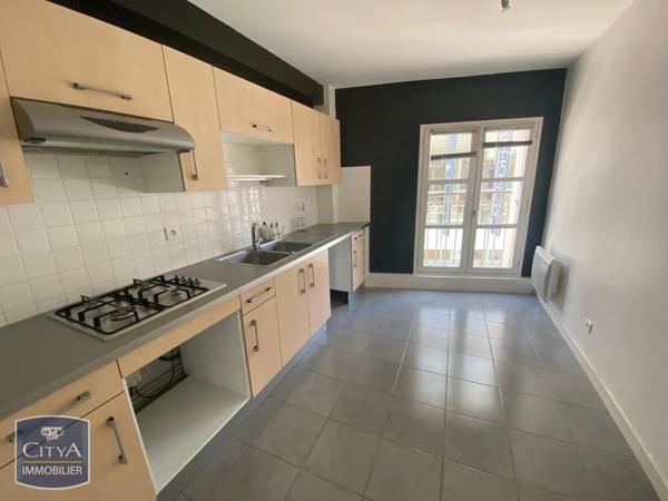 Appartement à louer 4 pièces 82m² Poitiers (86000)