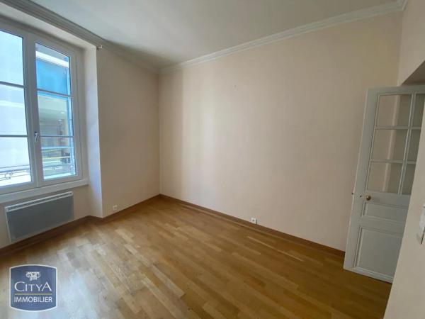 Appartement à louer 4 pièces 82m² Poitiers (86000)