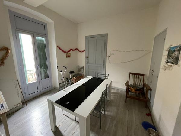 Limoux centre immeuble de 6 lots
