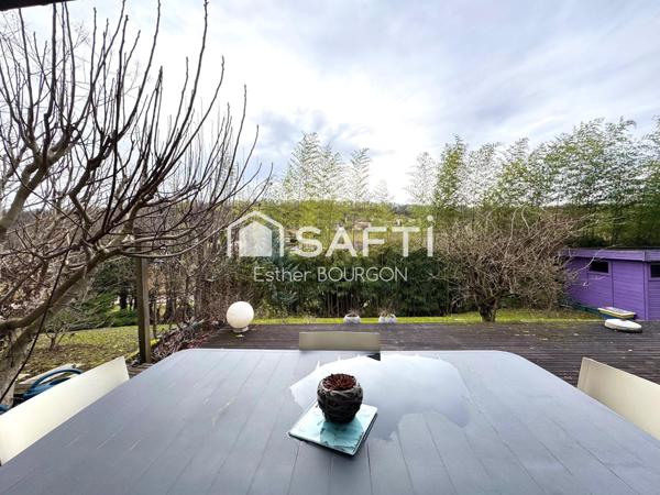 Tallenay maison d'architecte T7  lumineuse avec vue dégagée