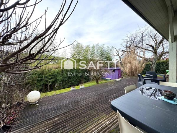 Tallenay maison d'architecte T7  lumineuse avec vue dégagée