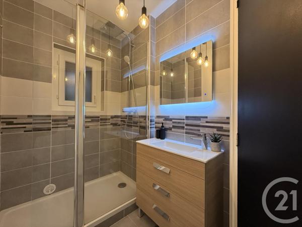 Appartement T3 à vendre  3 pièces - 56,93 m2 VALENCE - 26