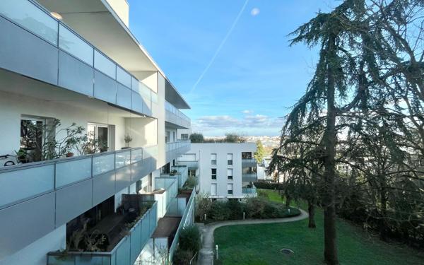 Appartement à vendre    3 pièces • 64,12 m2 La Mulatière