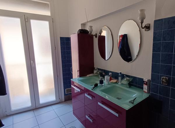 Maison de caractère 6 pièces avec garage et dépendance - SAINT PAUL DE FENOUILLET (66)