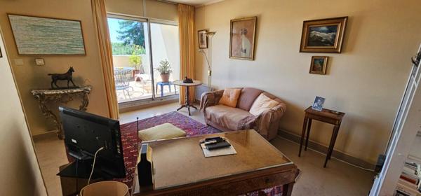 Appartement dernier étage de 84m2 avec terrasse et garage