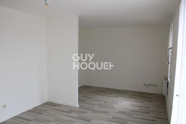 STUDIO LE PERRAY EN YVELINES