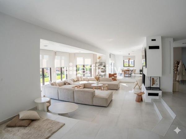 Maison 7 pièces - 254 m² Bien prestige