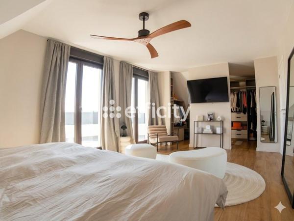 Maison 7 pièces - 254 m² Bien prestige