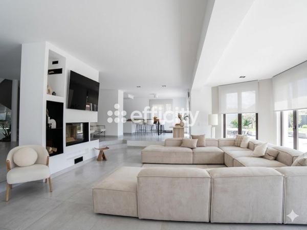 Maison 7 pièces - 254 m² Bien prestige