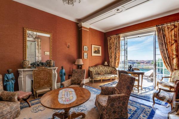 Maison à vendre  12 pièces - 475,55 m2 MENTON - 06