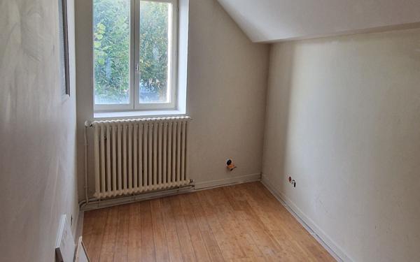 Appartement à louer    2 pièces • 45 m2 Triel-sur-Seine