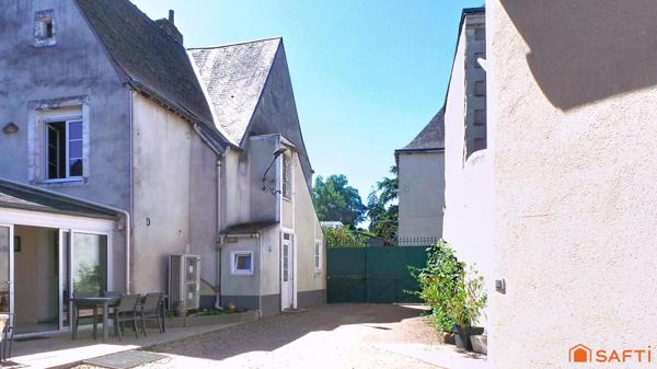 Centre Ville proximité commerces maison familiale avec atelier et dépendances